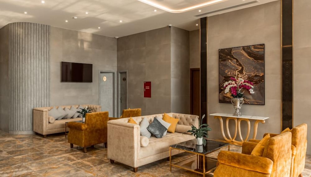 Phu Thang Grand Hotel 23/50