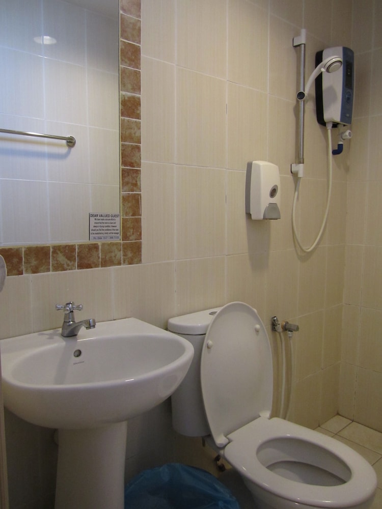 SUN INNS HOTEL KUALA SELANGOR 46/47