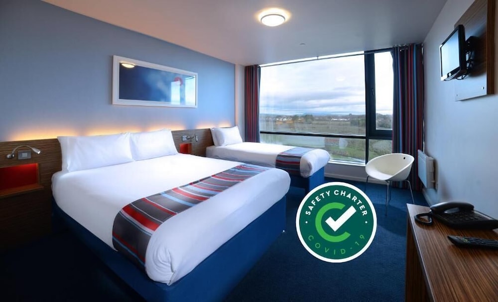 Travelodge Limerick Castletroy 24/44