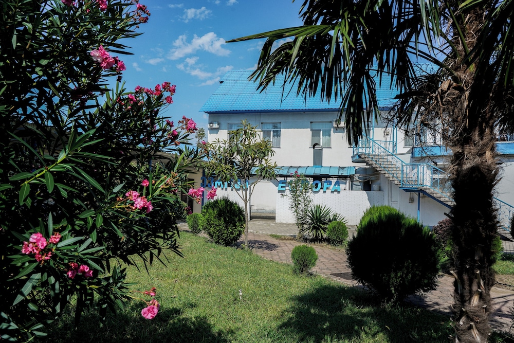 Europa Hotel 33/43