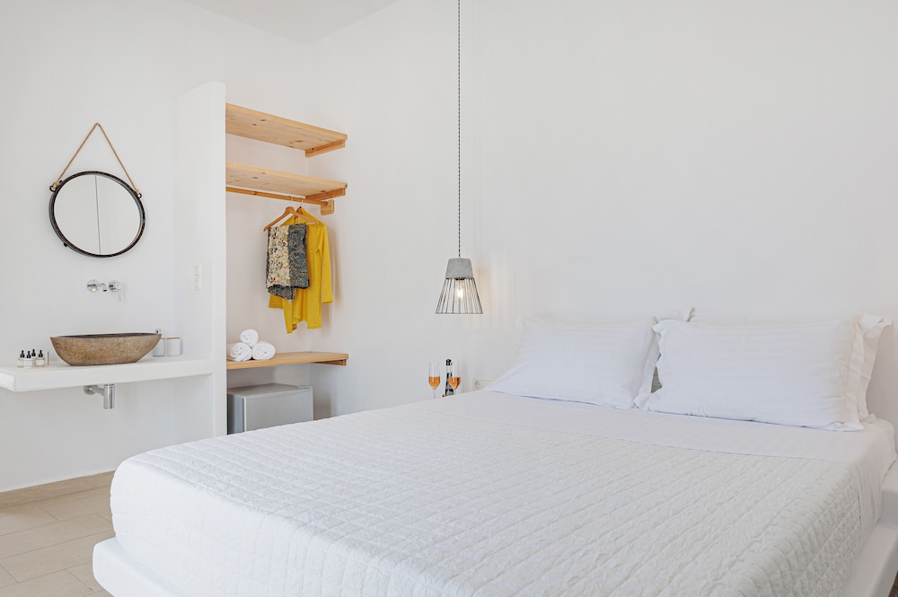 Irida Luxury Apartments 11/50