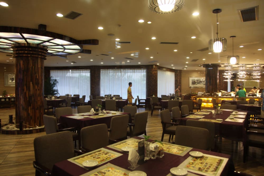 Excemon Beihai Beach Hotel 18/28