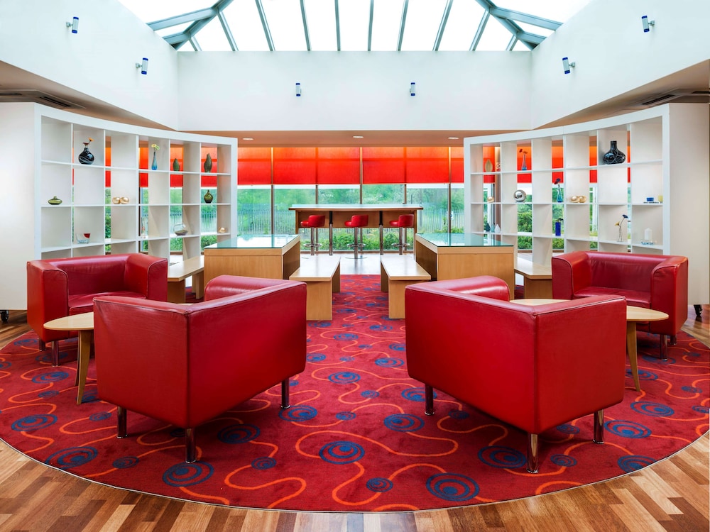 Park Inn By Radisson Birmingham Walsall 13/24