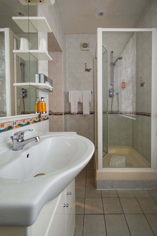 Best Western Buckingham Palace Rd 16/40