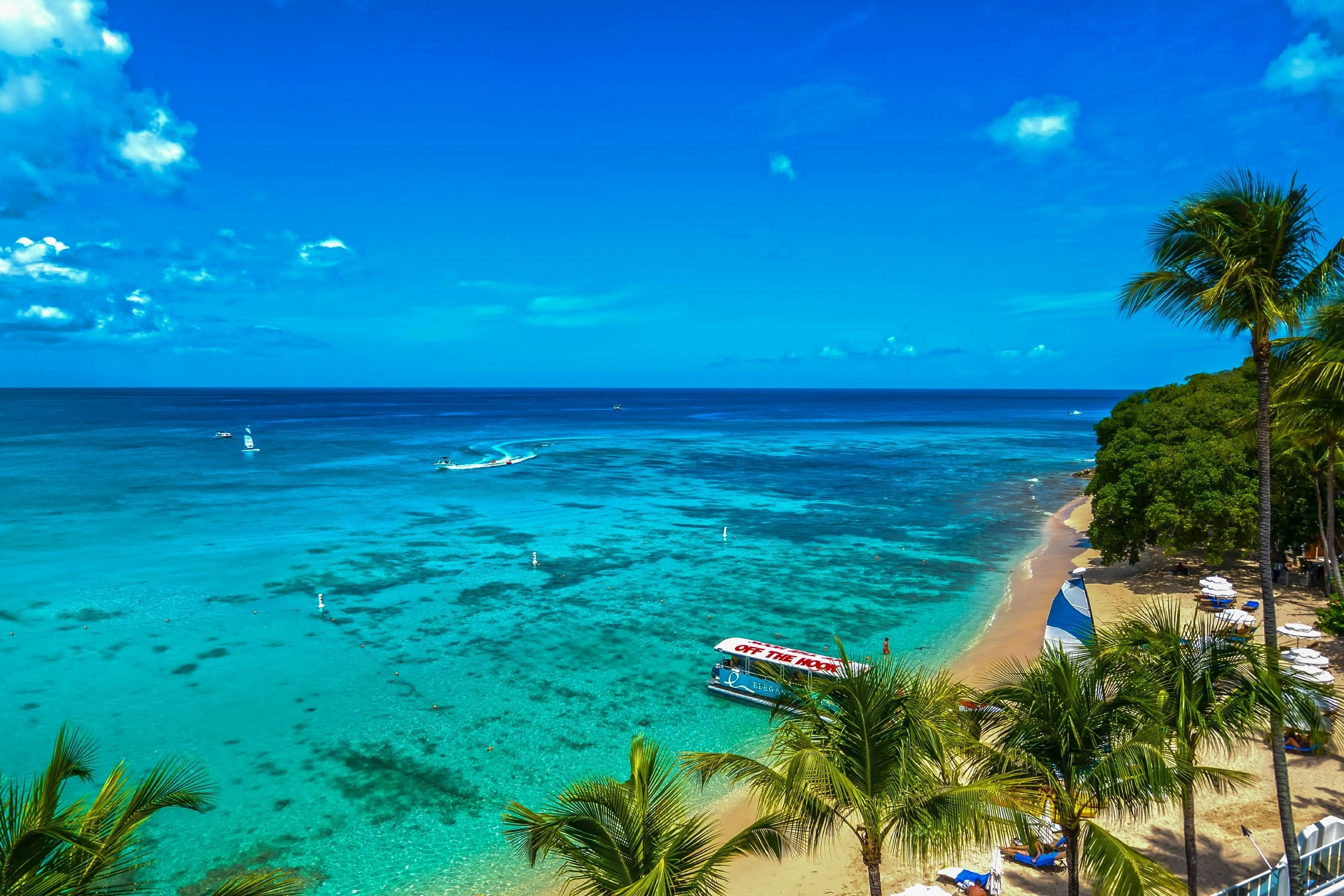 Waves Hotel & Spa By Elegant Hotels 10/21