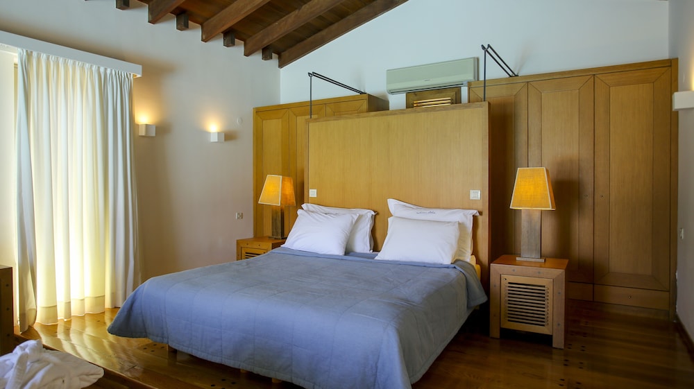 Ionian Blue Bungalows And Spa Resort 19/65
