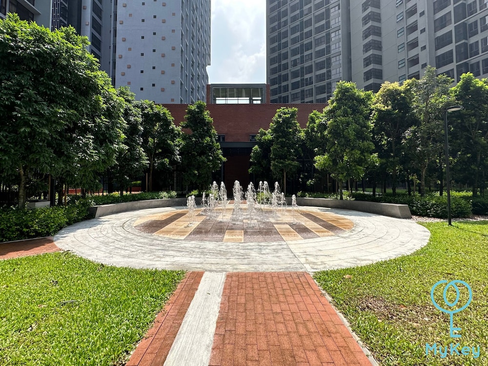 Millers Square by MyKey Global 53/59