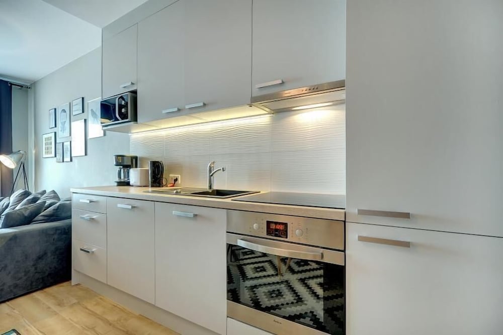 Apartinfo Waterlane Apartments 4/50