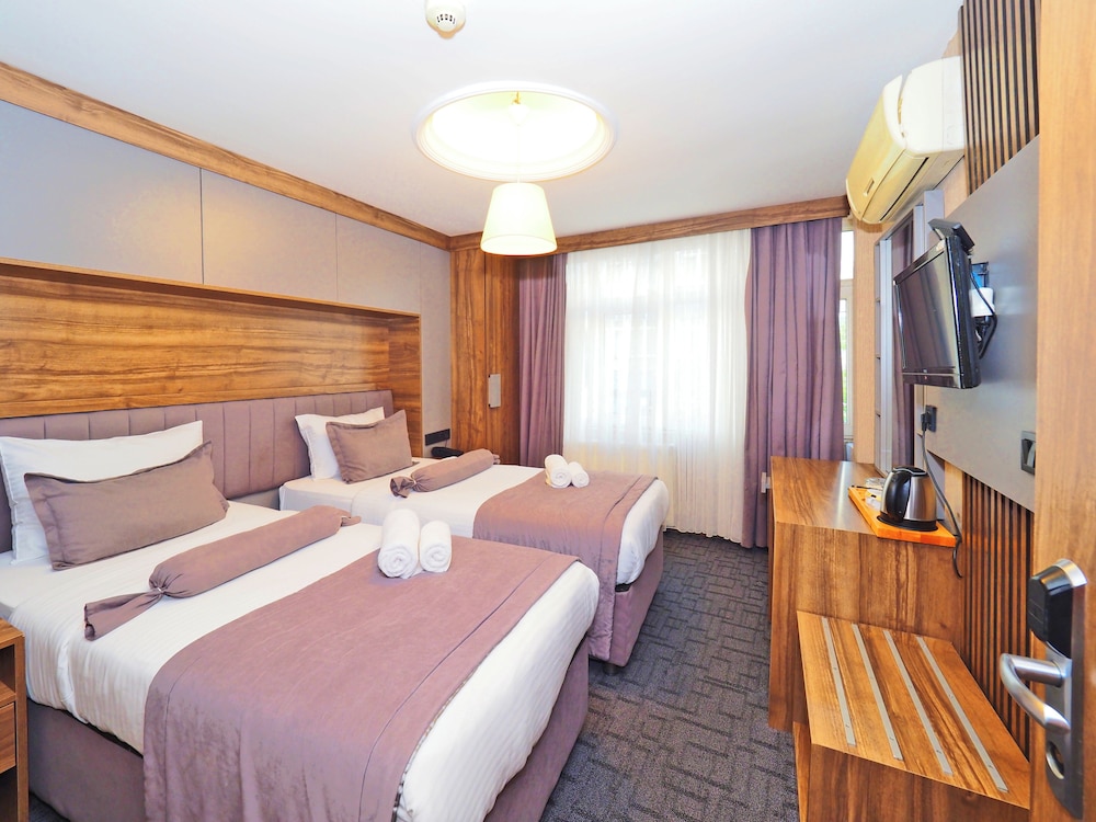 Best House Hotel 28/58