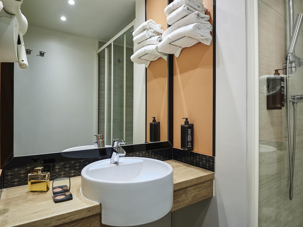 ibis Styles Paris Gennevilliers 50/50