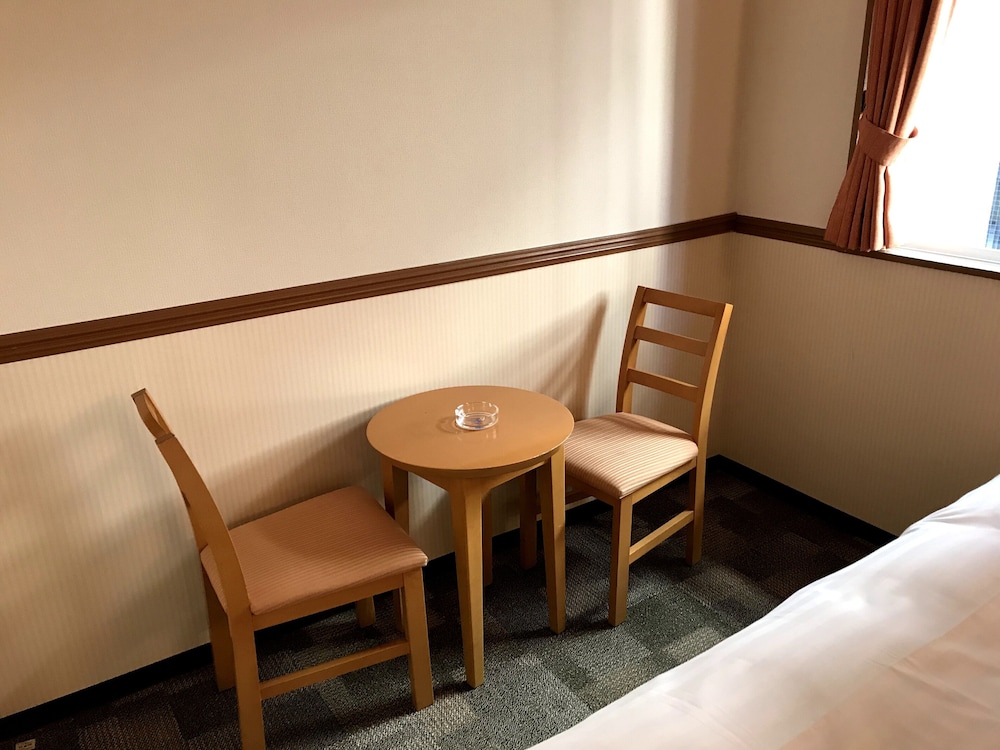 Toyoko Inn Kyoto Shijo-Omiya 56/60
