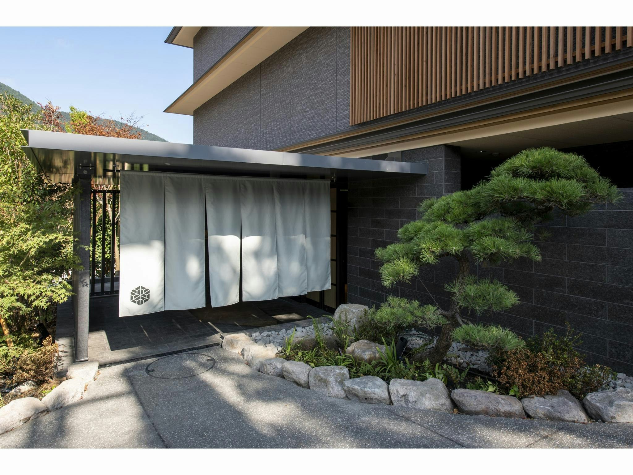 Hakone Gora KARAKU 15/28