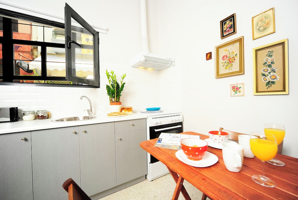 Live In Athens Short Stay Apartments 35/50