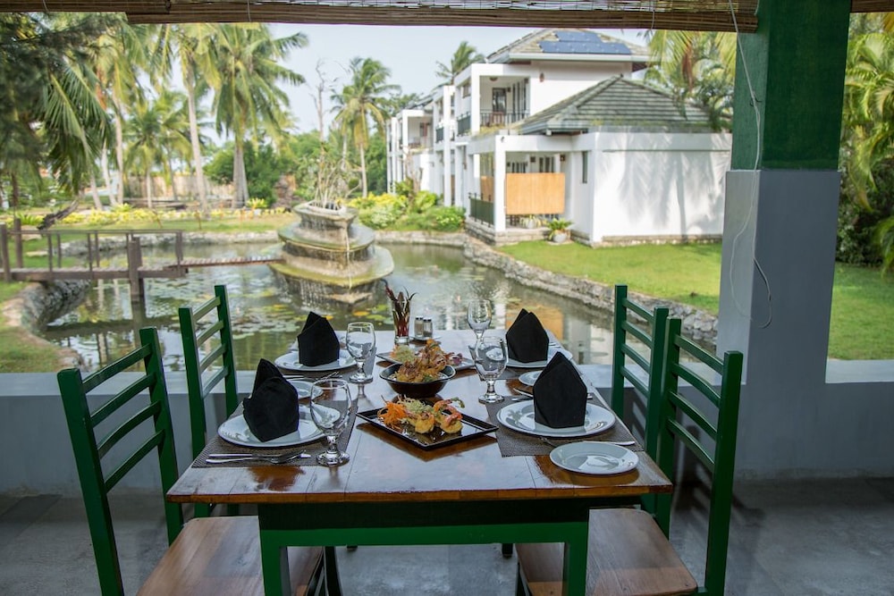 Amaluna Resorts 27/50