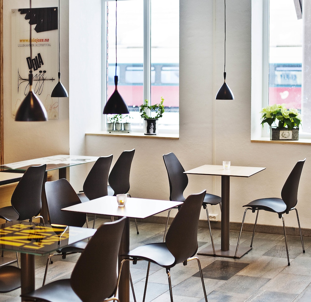 Lillehammer Station Hotel & Hostel 41/49