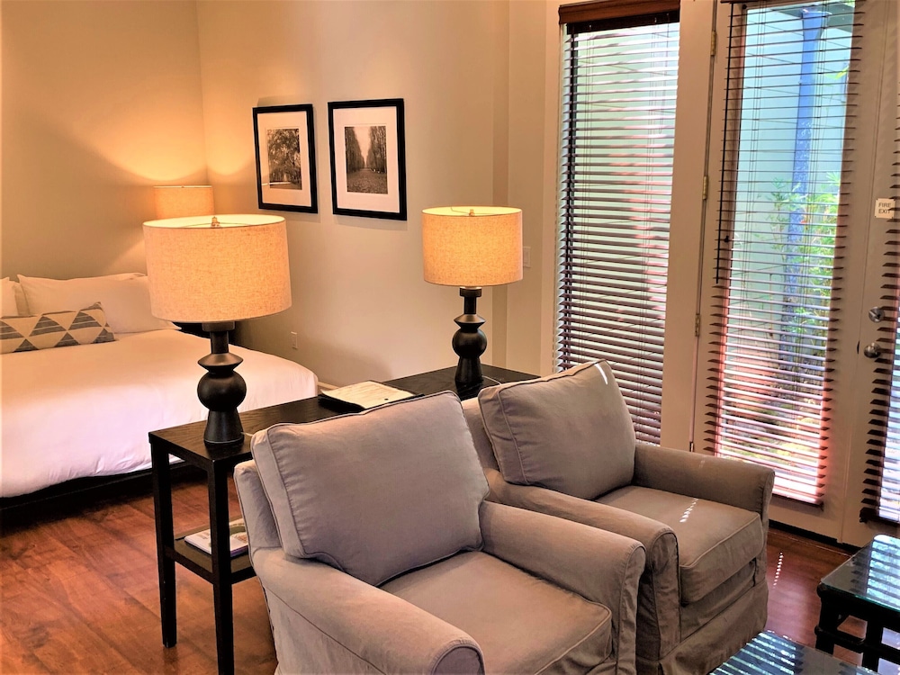 Gaige House A Four Sisters Inn 34/47