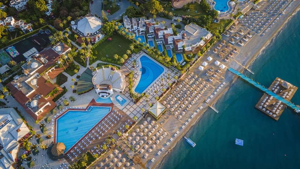 Emelda Sun Club 42/52
