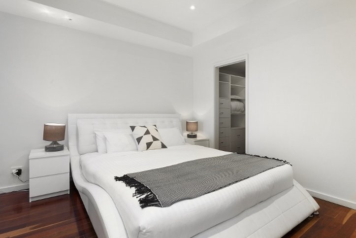 Waterfront Apartments Melbourne 14/56