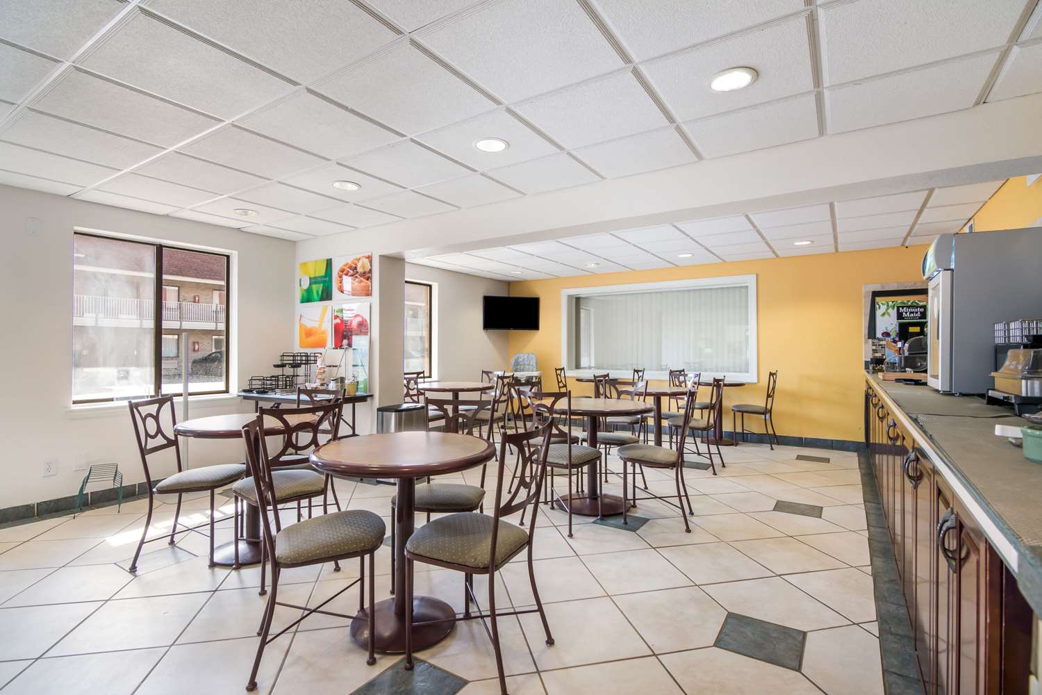 Quality Inn Little Creek 25/29