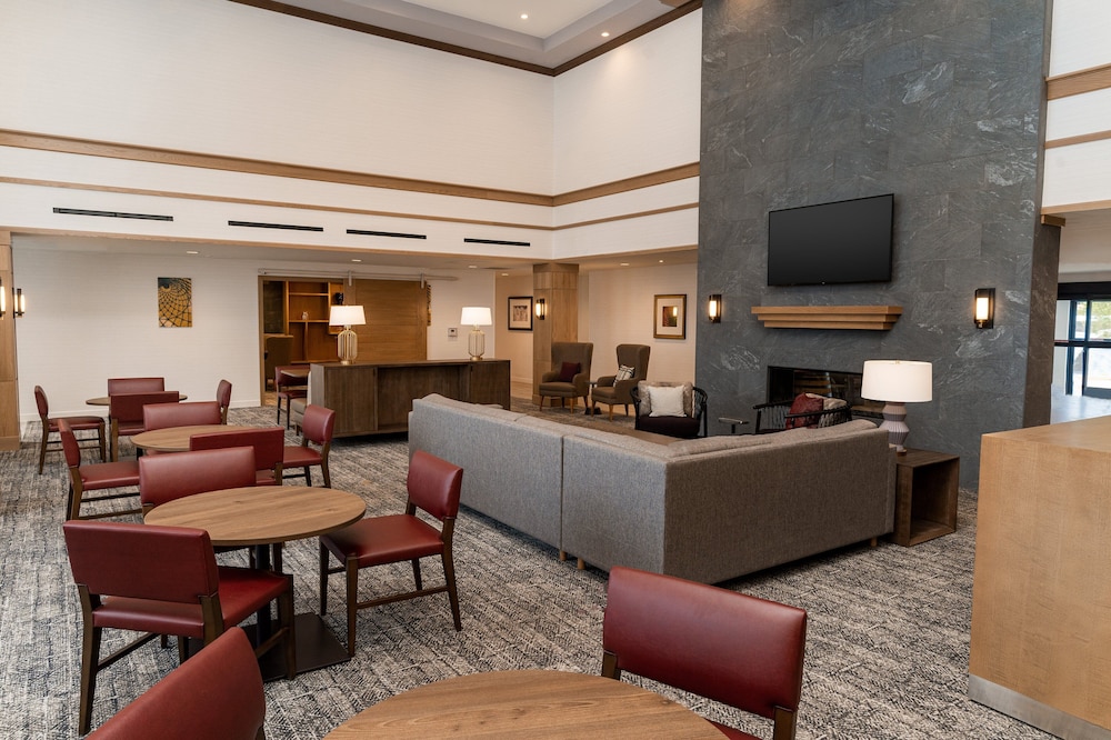 Staybridge Suites Temecula Wine Country 31/48