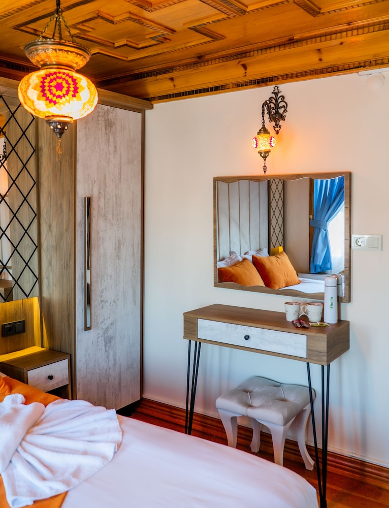 Astra Boutique Hotel 18/50