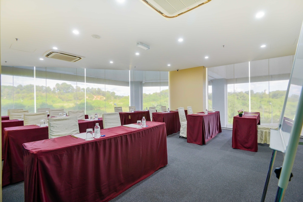 Pegasus Hotel Shah Alam 7/48