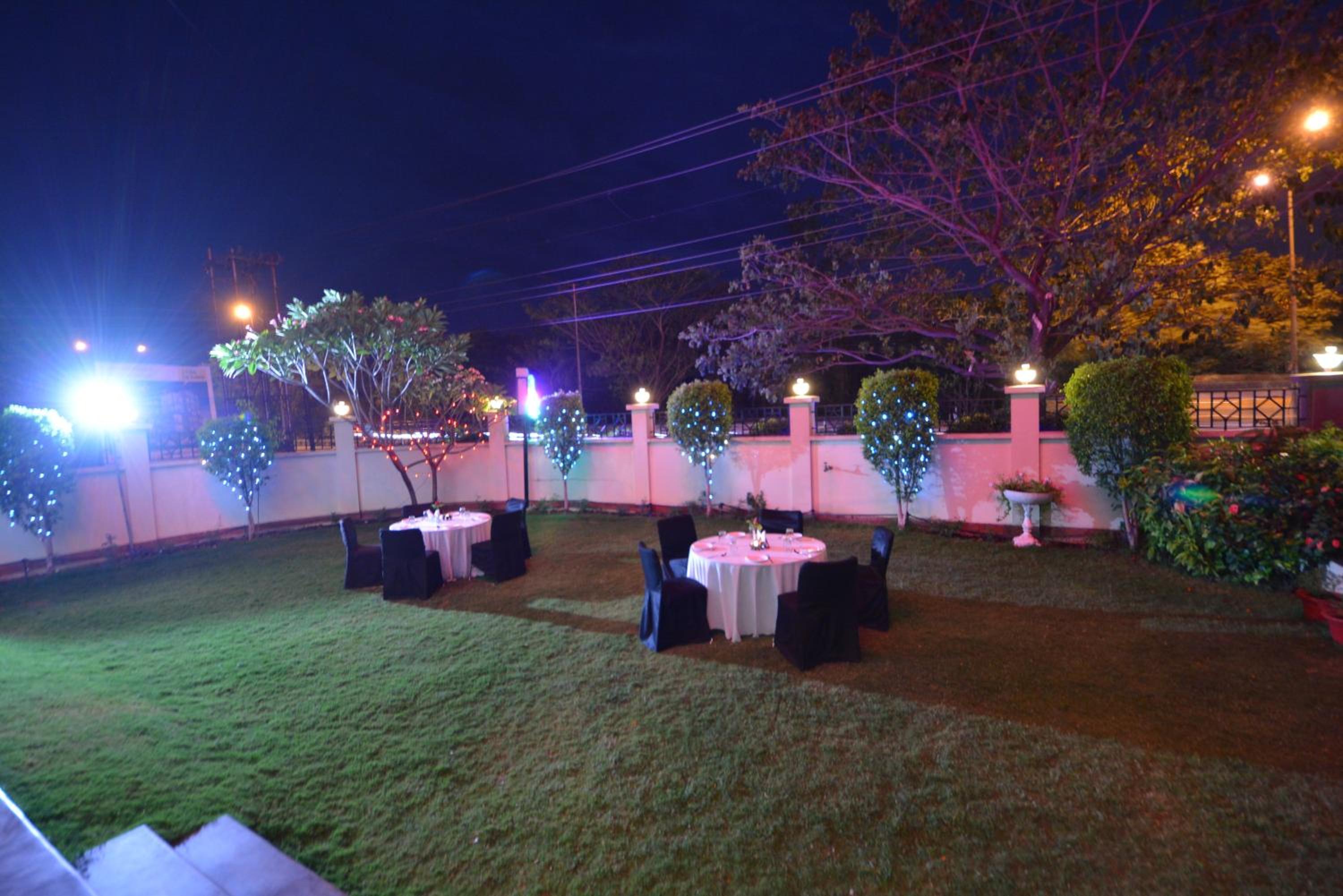 Hotel Legend Inn, Nagpur 45/53