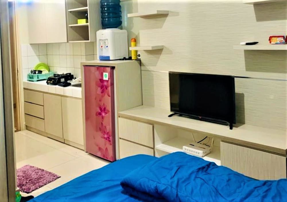Springlake Apartment Summarecon by Veeroom by ZUZU 32/42