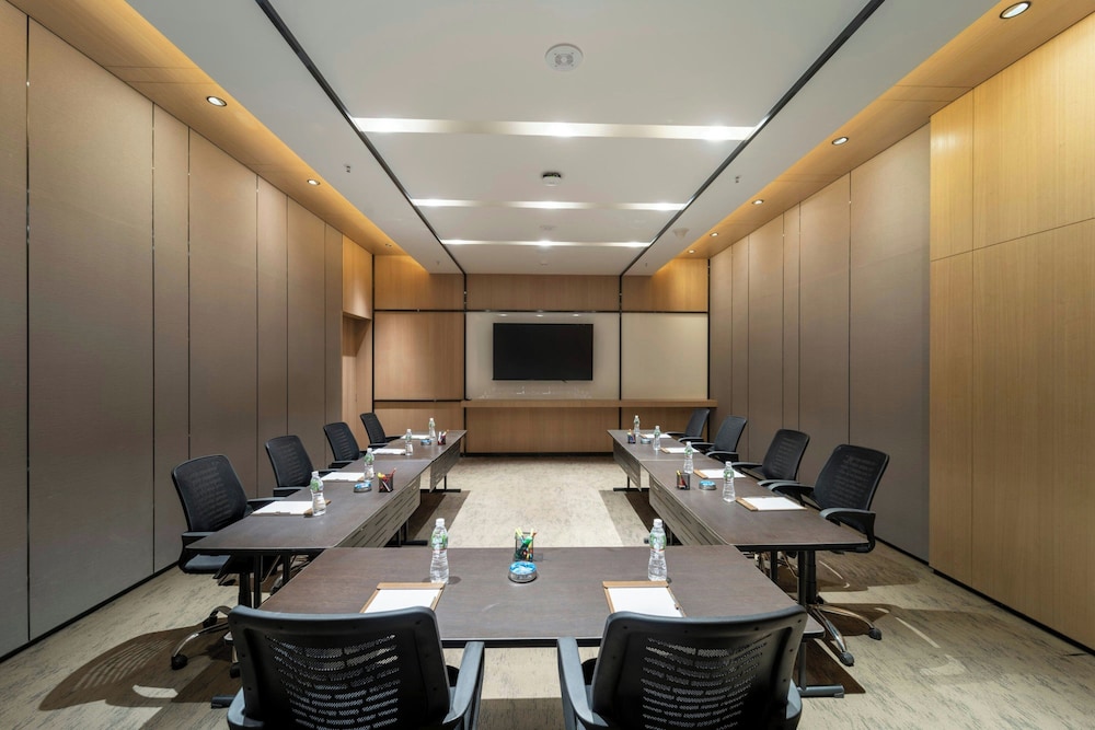 Courtyard By Marriott Vadodara 37/45