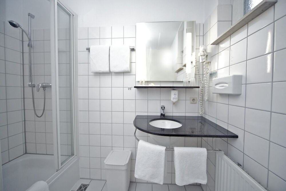 attimo Hotel Stuttgart 79/82