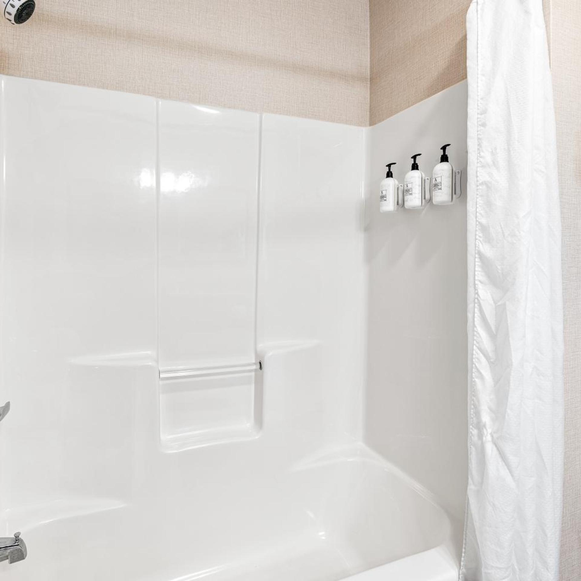 جناح بسرير كينج، Boarders Inn Amp Suites 6/10