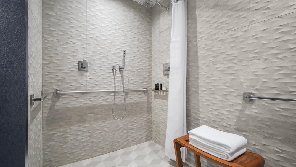 Hyatt Centric Brickell Miami 49/50