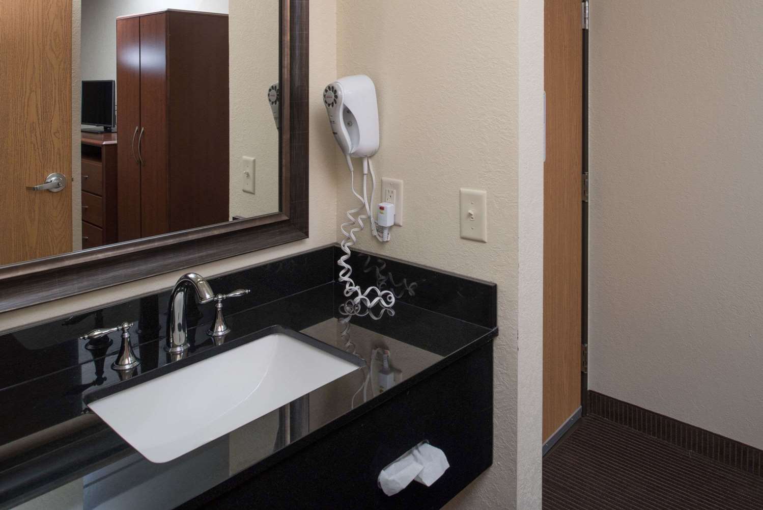 Americinn By Wyndham Belle Fourche 45/47