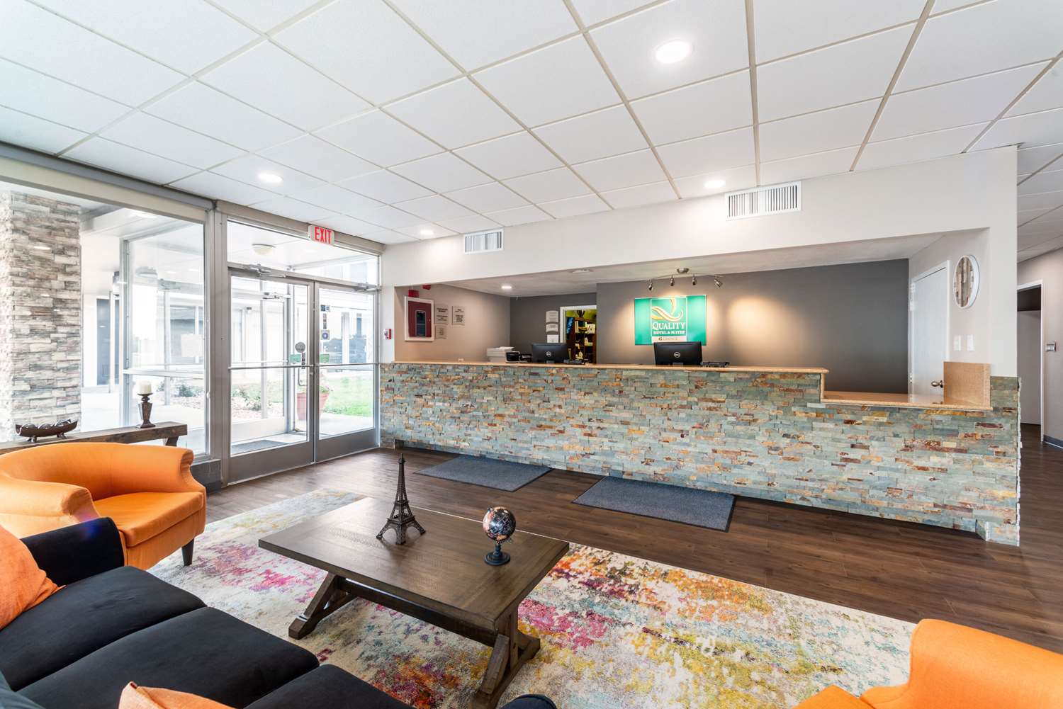 Quality Inn & Suites Vandalia near I-70 and Hwy 51 9/30