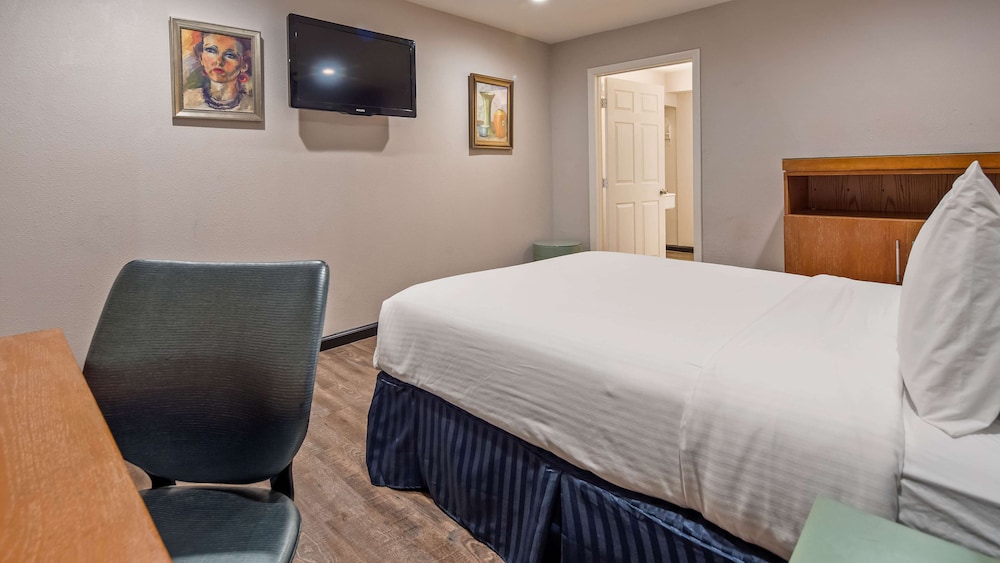 Motel6 Ridgecrest, CA -China Lake 13/51