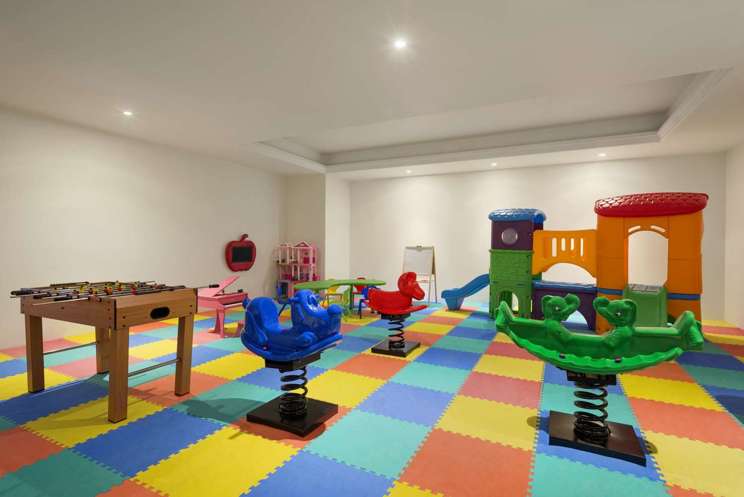 Saura Hotel Agra A Club Mahindra 23/26