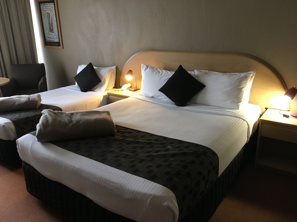 The Statesman Hotel 7/32