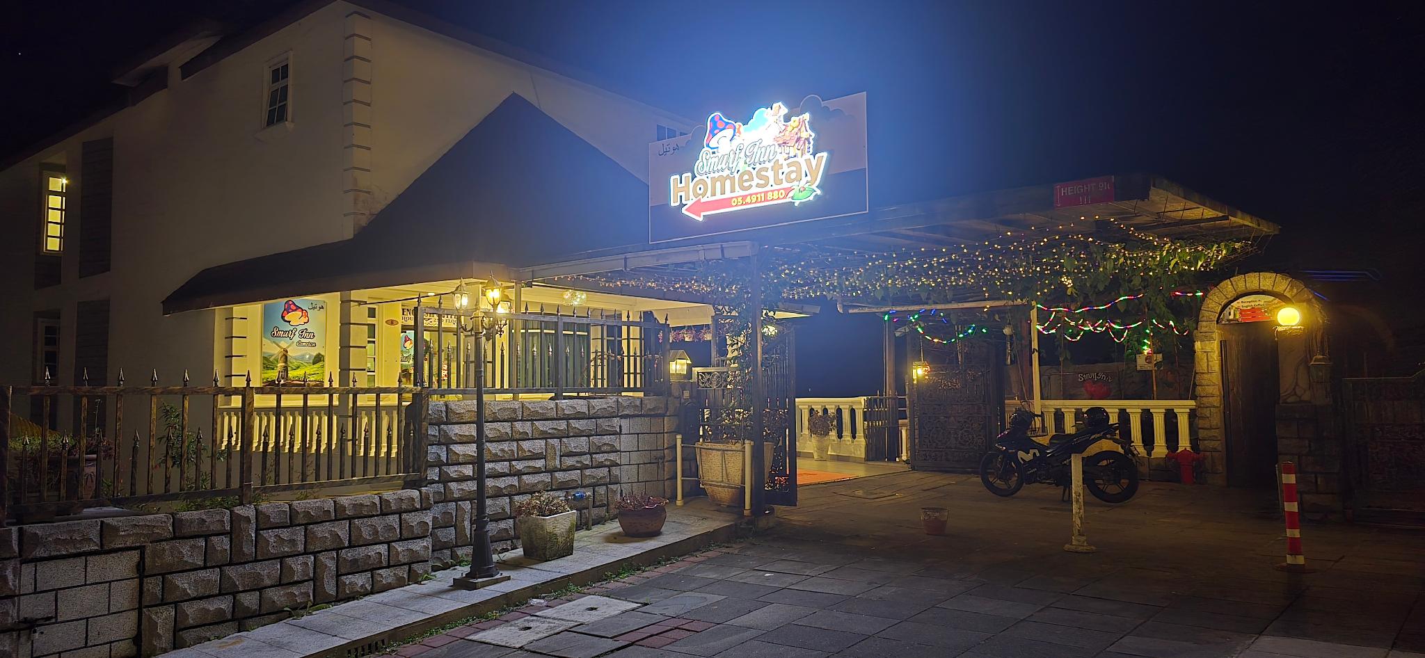 Smurf Inn Homestay 72/77