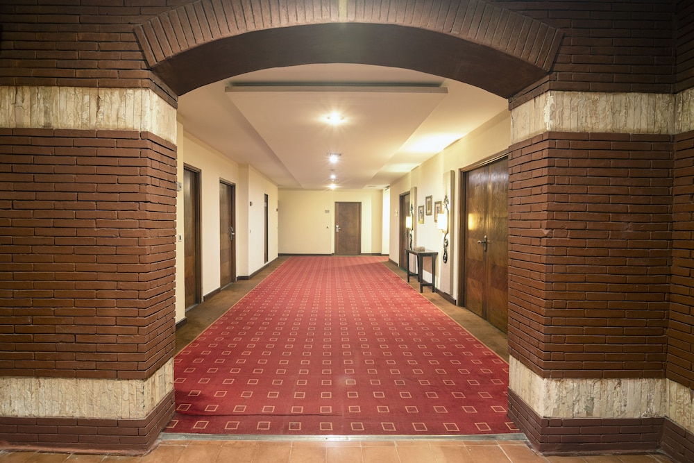 Hotel One Faisalabad 19/50