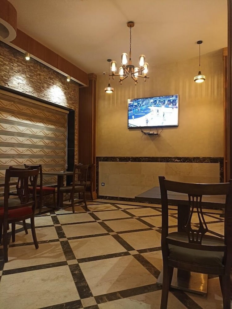 Hotel VESCERA 19/21