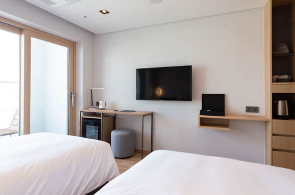 Connect Busan Hotel and Residence 27/50