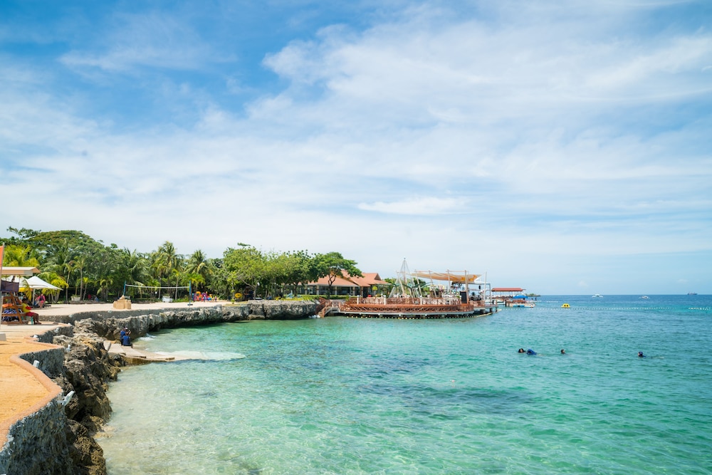 Jpark Island Resort and Waterpark Cebu 33/37