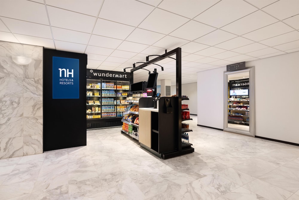 Nh Schiphol Airport 7/50