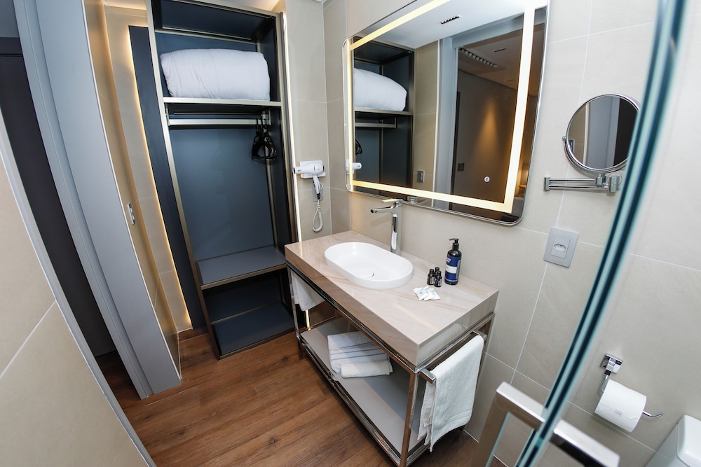 SANDRI CITY HOTEL 59/62