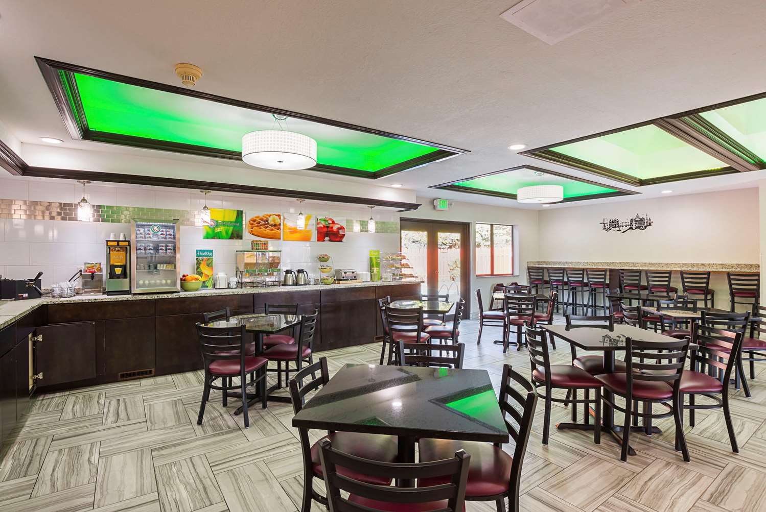AmericInn by Wyndham Holland MI 8/16