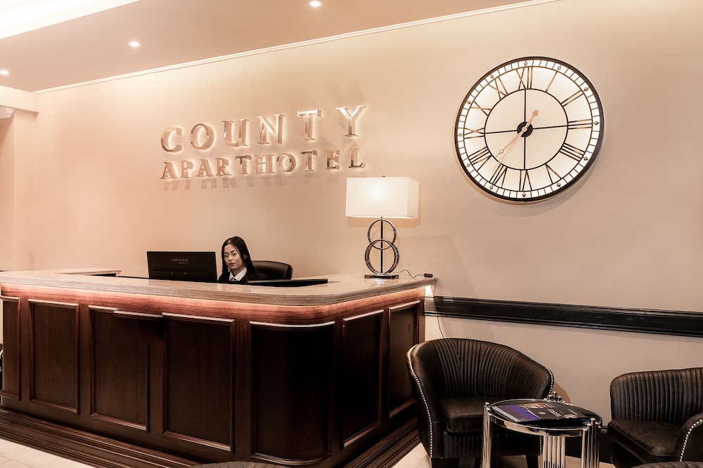 The County Hotel & Aparthotel 6/68