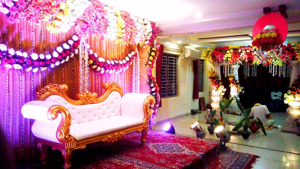 Avisha Hotel 12/50