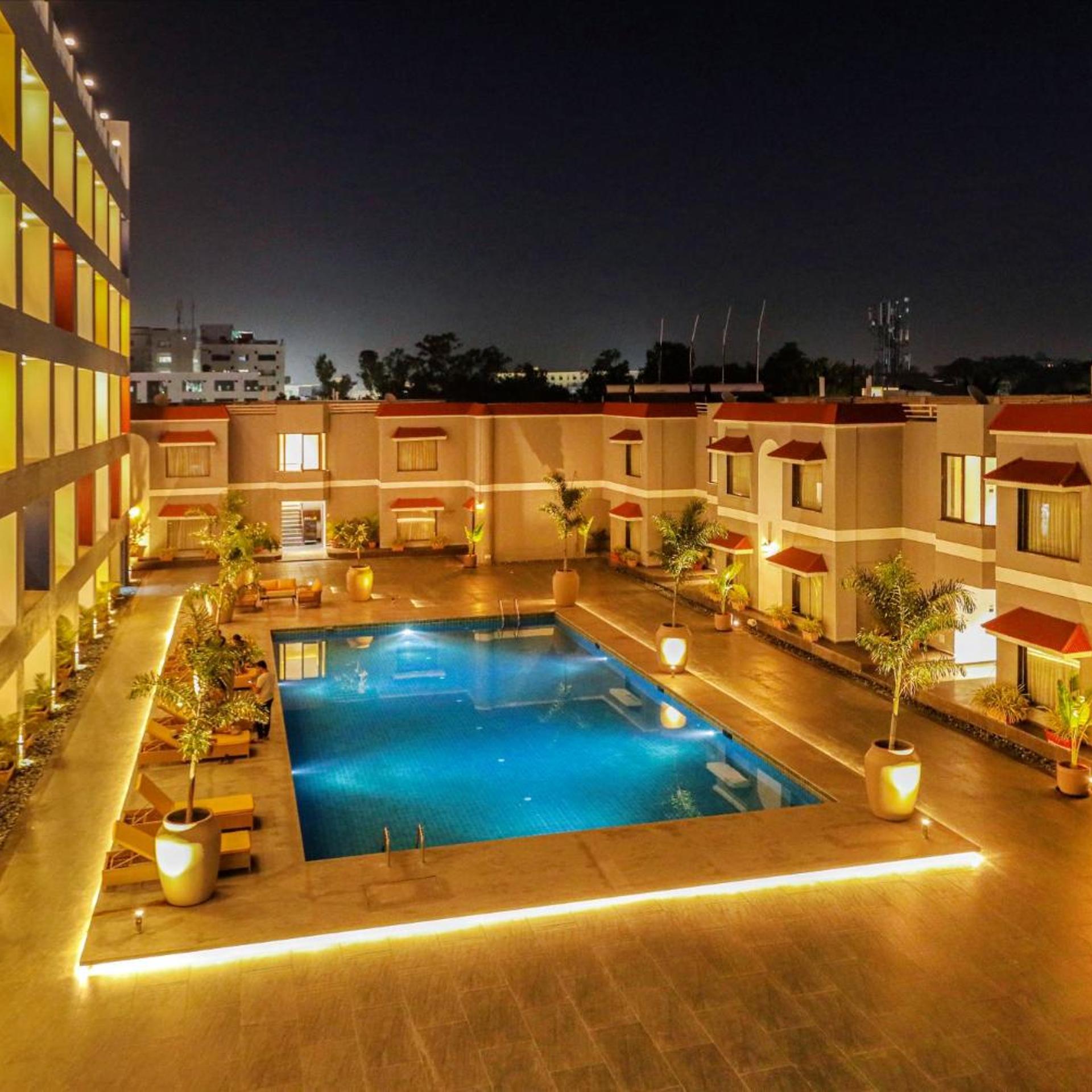 Atithi Aurangabad Hotel 44/50
