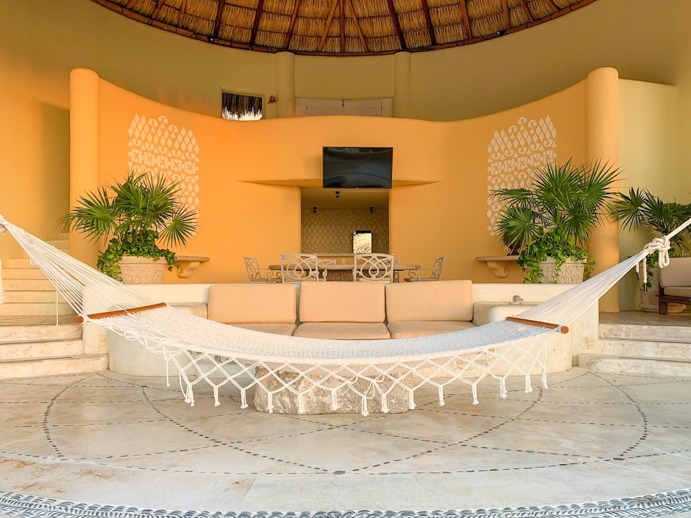 Quinta Real Huatulco 66/77