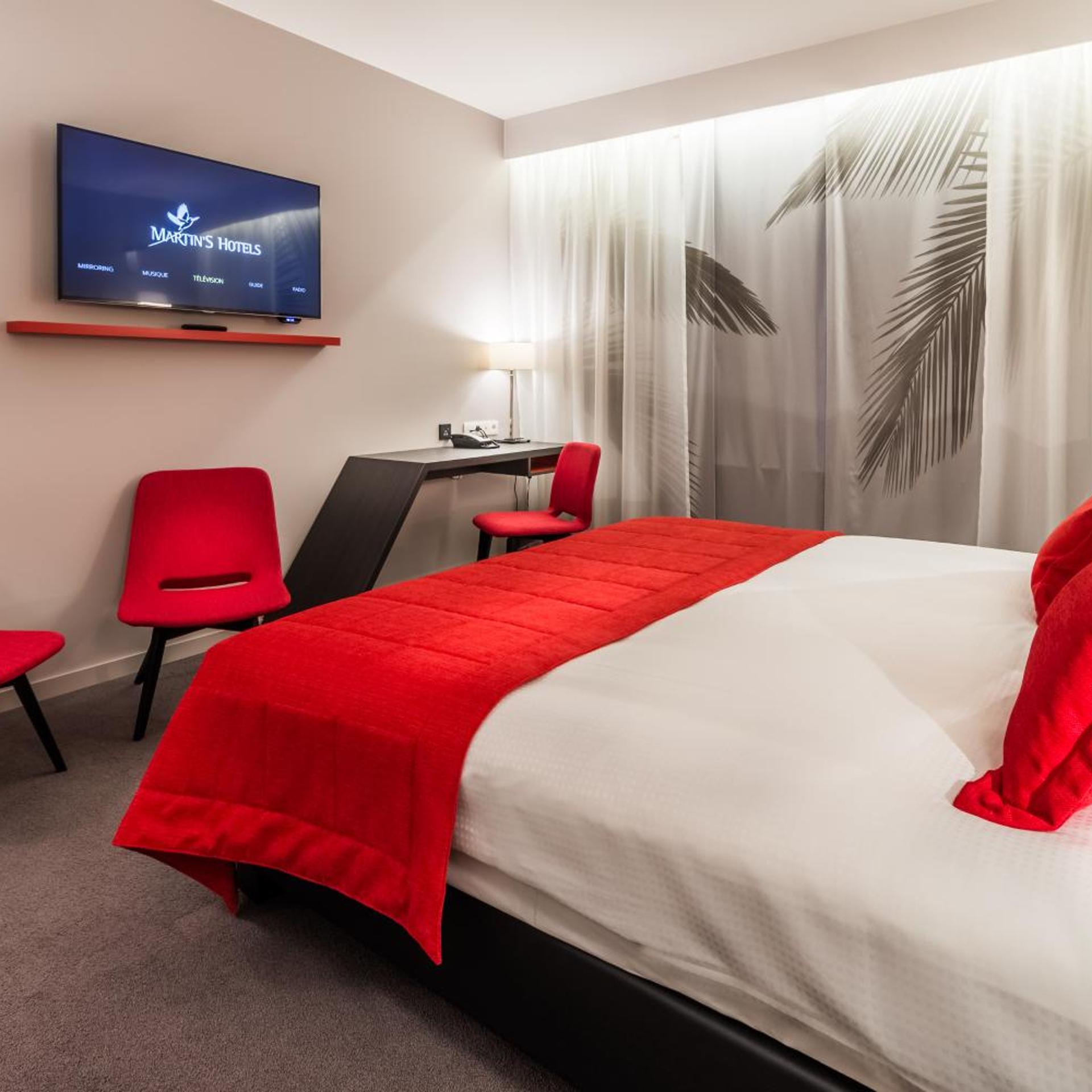 STANDARD, DOUBLE OR TWIN BED
